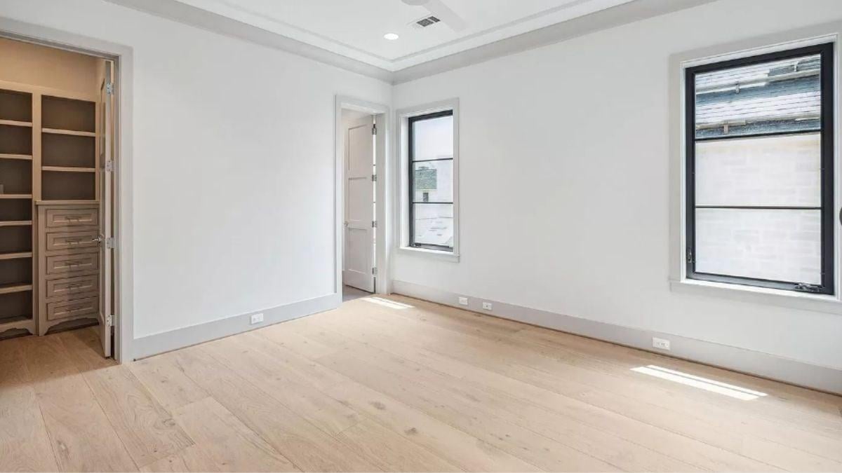 Step Into This Chic Minimalist Room With Light Wood Flooring
