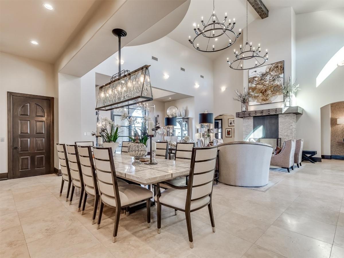 Check Out the Statement Lighting in This Elegant Dining Space
