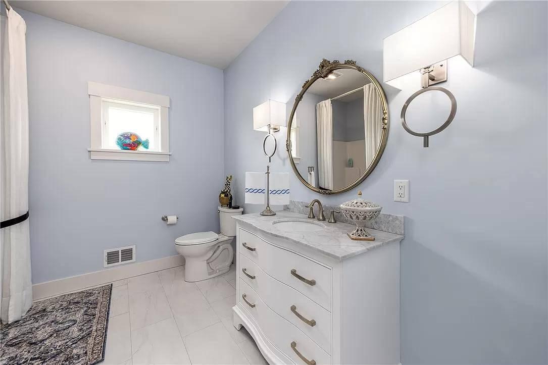 Discover the Elegance of This Bathroom