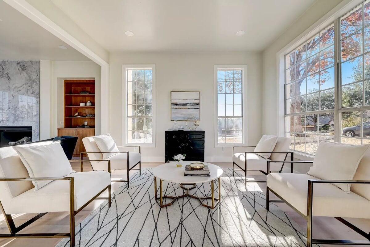 Simple Elegance in This Sunlit Conversation Room with a Modern Touch