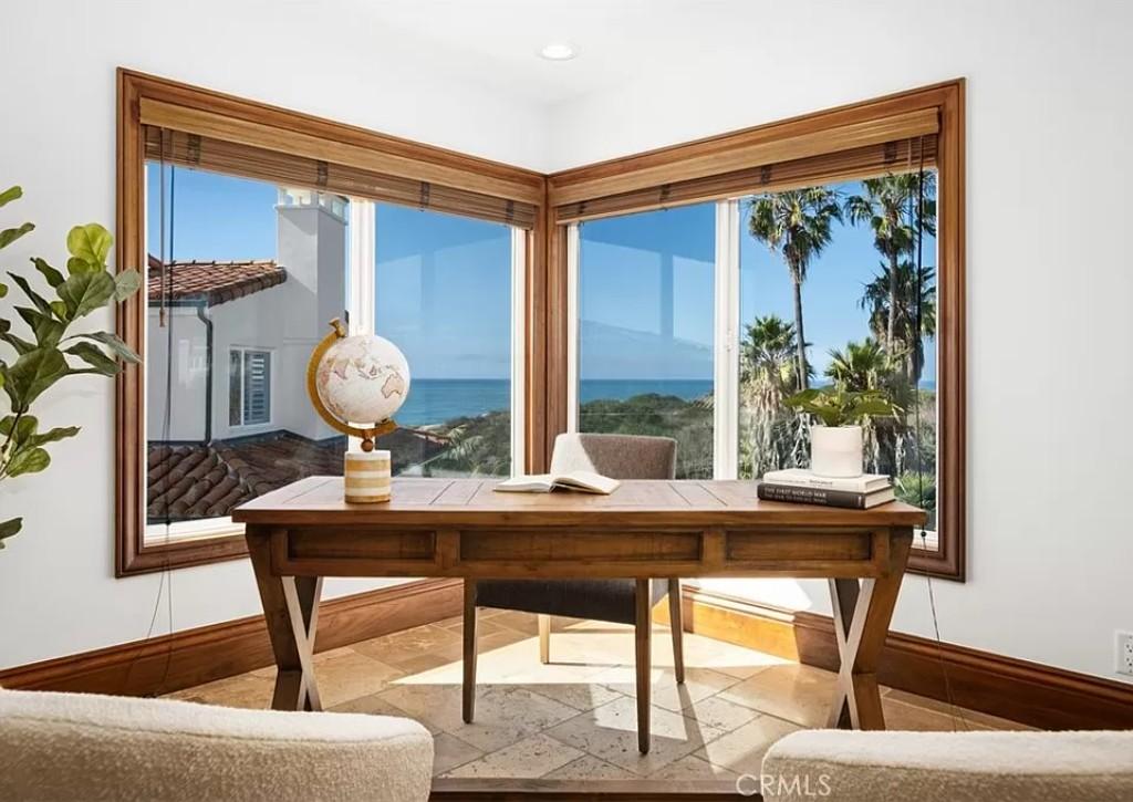 Coastal Office Retreat with Stunning Ocean Views