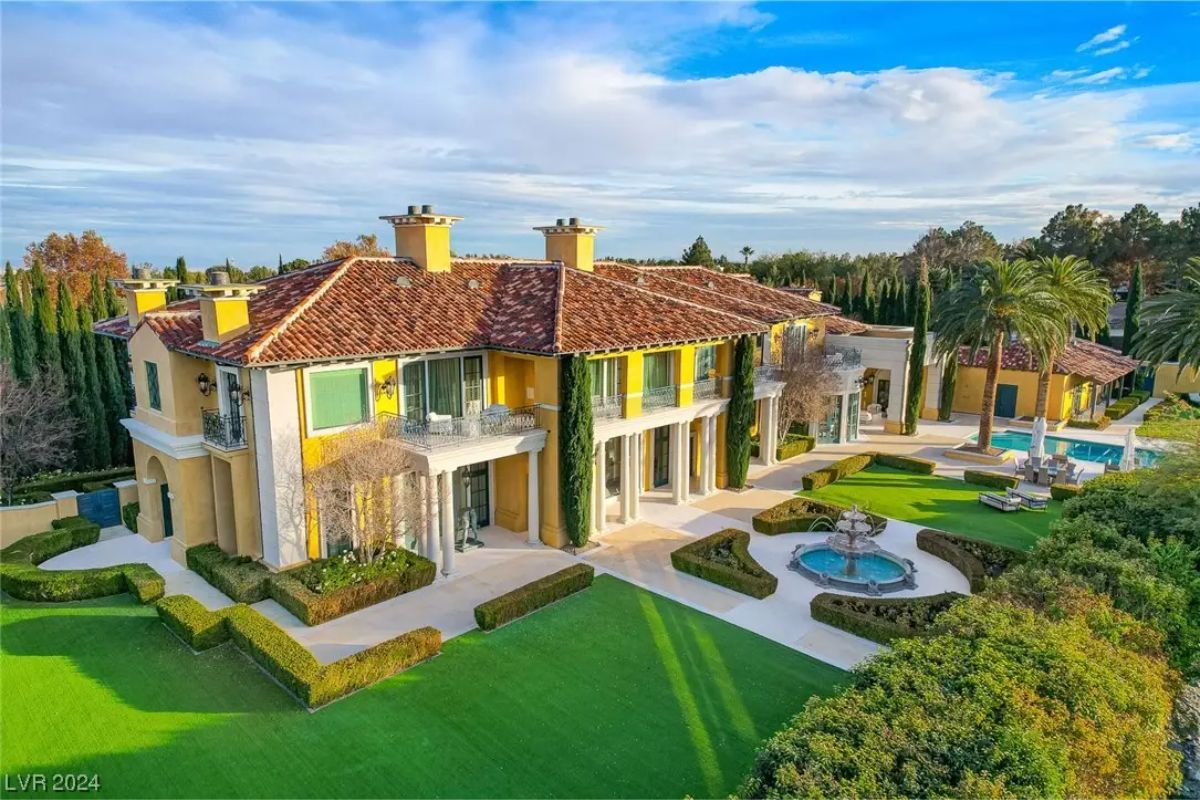 12,945 Sq. Ft. Mansion in Las Vegas, NV ($19,500,000)