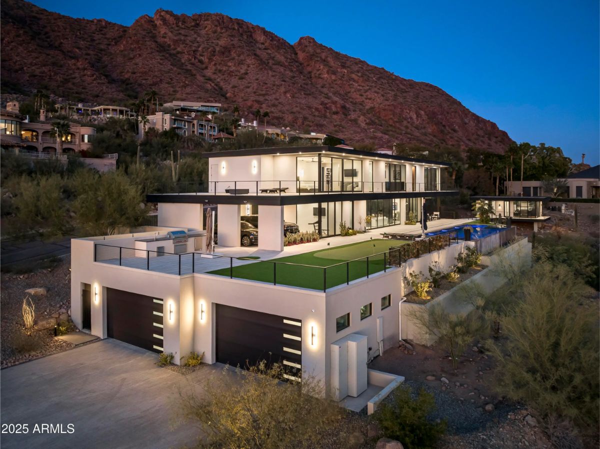 6,982 Sq. Ft. Mansion in Phoenix, AZ ($14,995,000)