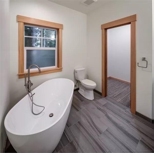 Freestanding Tub as the Focal Point in This Minimalist Bathroom