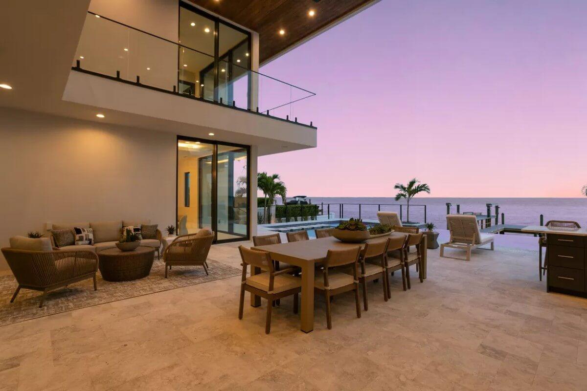 Expansive Outdoor Living with a Stunning Ocean Backdrop