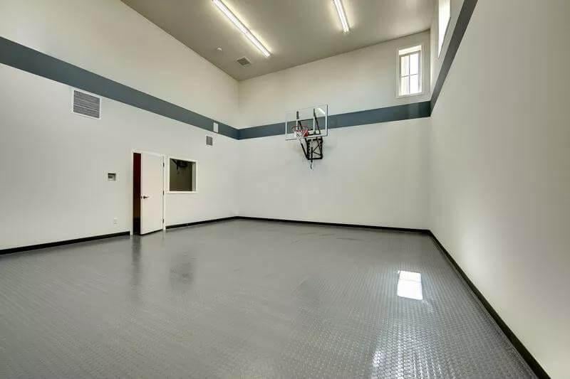 Check Out This Indoor Basketball Court with High Ceilings