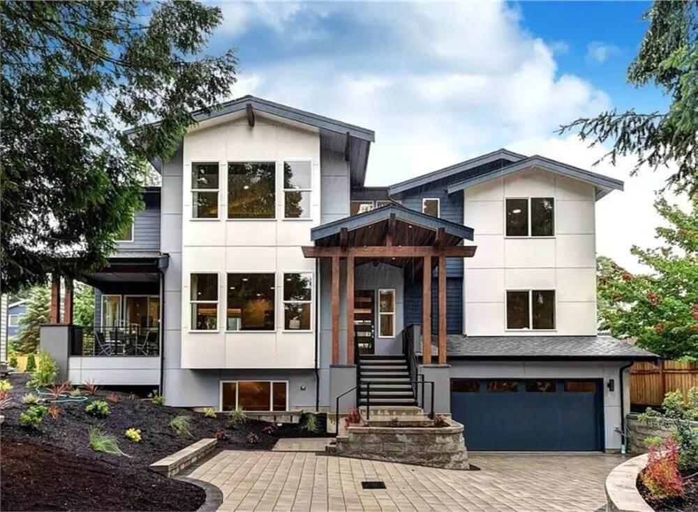 Modern Home with Striking Wooden Accents and Inviting Entryway