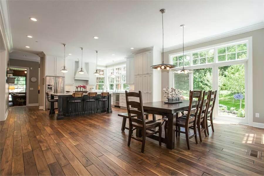 Spacious Kitchen and Dining Area with a Beautiful View to the Garden