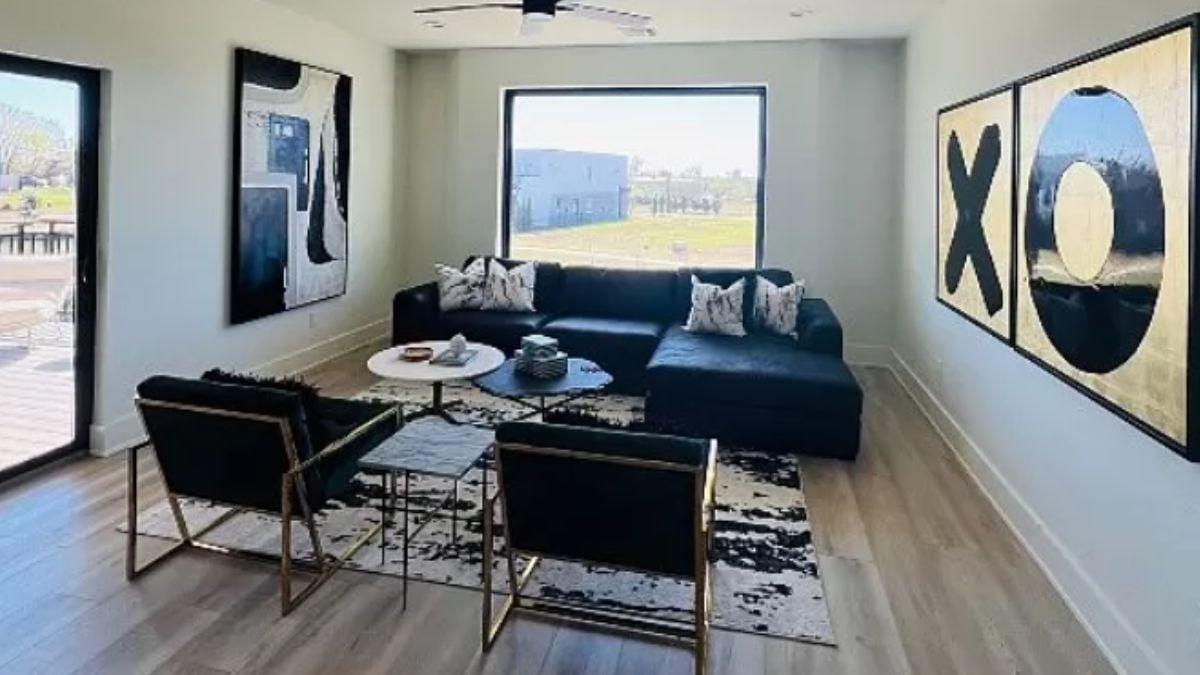 Artful Living Room with Bold Wall Decor