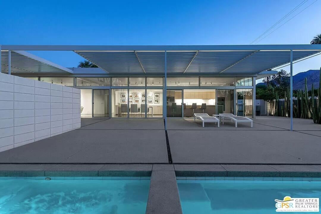 Wow, Check Out That Expansive Poolside Pergola