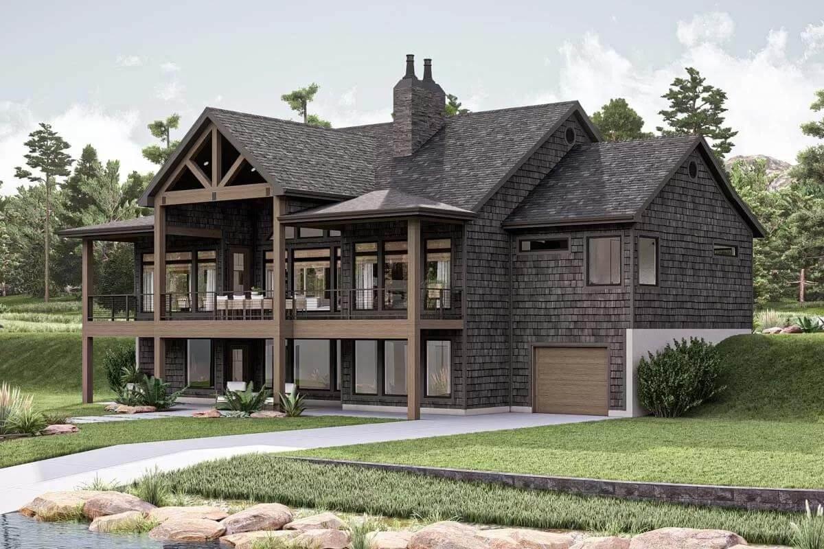 Check Out the Dramatic Gable and Expansive Deck of This Craftsman Retreat