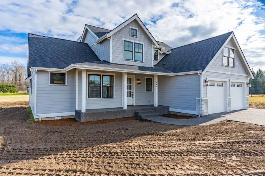 Classic Craftsman Porch with Stunning Gable Detailing