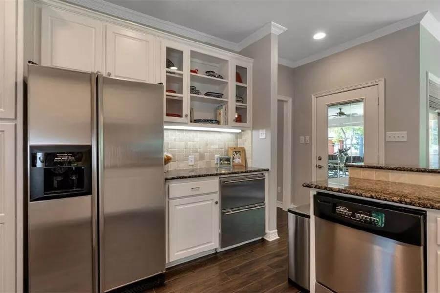 Wow, Spot the Clever Under-Cabinet Lighting in This Modern Kitchen