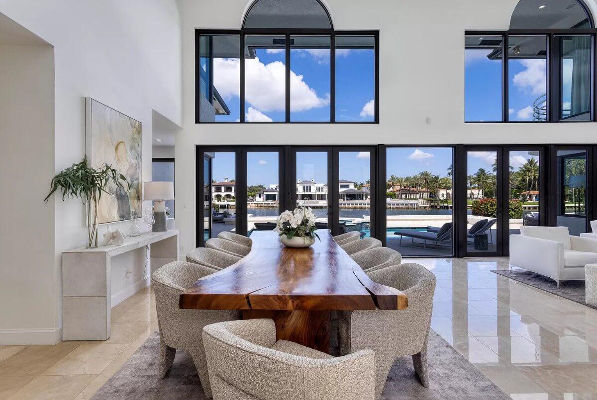 Admire This Gorgeous Live-Edge Table in a Sunlit Dining Area