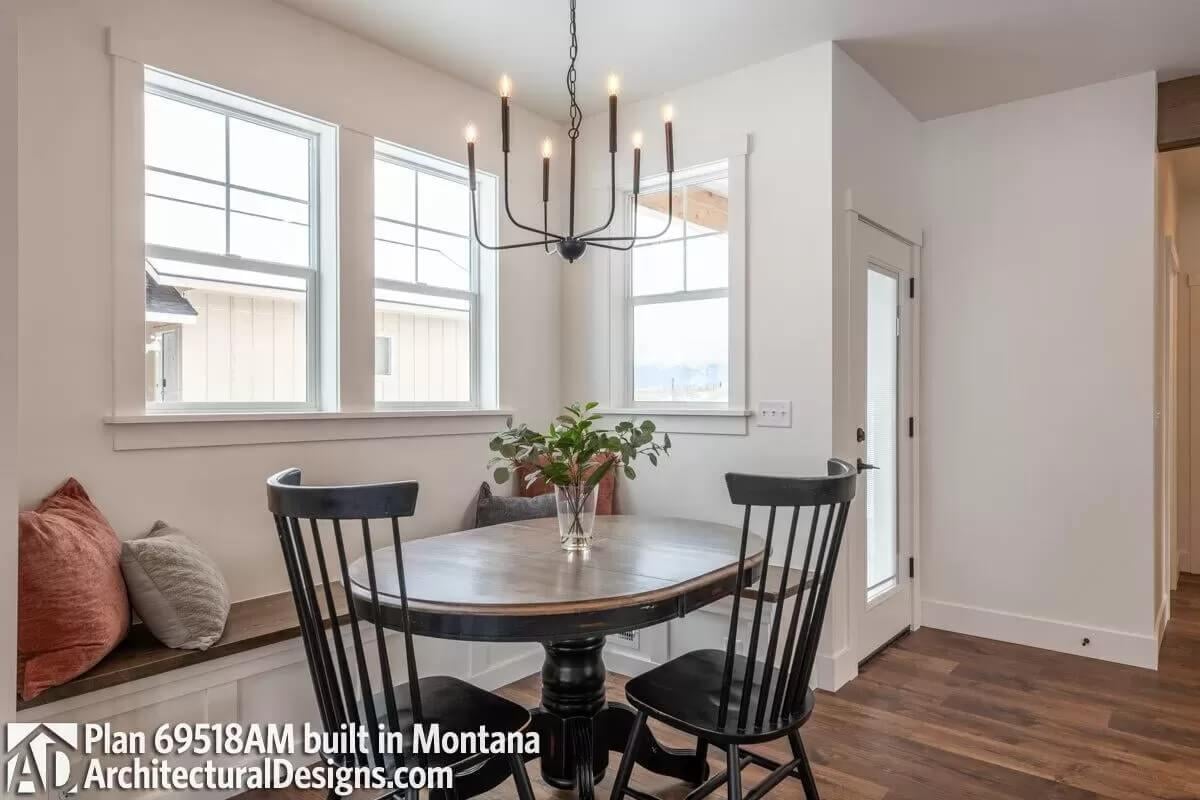 Simple Yet Functional Breakfast Nook with Built-In Bench