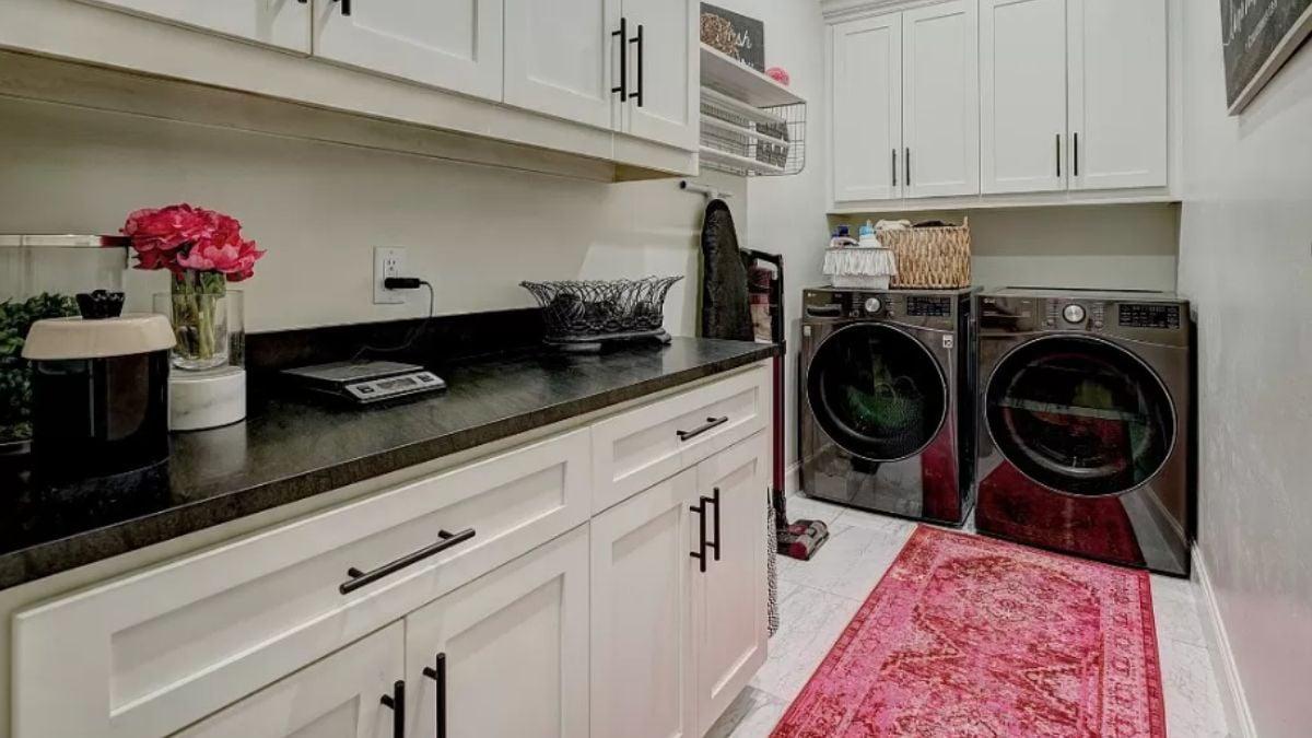 Explore the Functional Layout of This Elegant Laundry Room