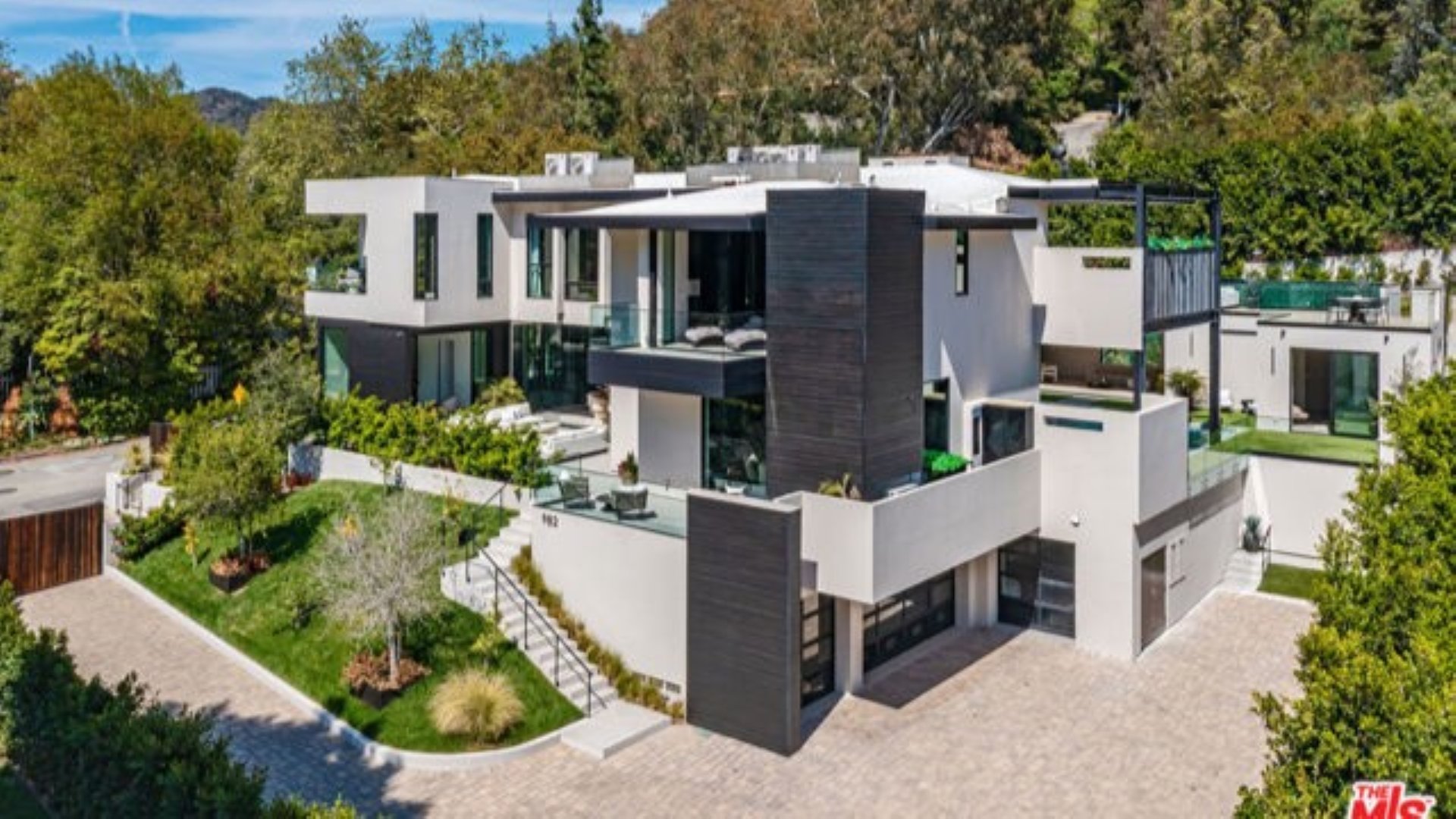 Tour this 9,766 Sq. Ft. Contemporary Mansion in Los Angeles, CA