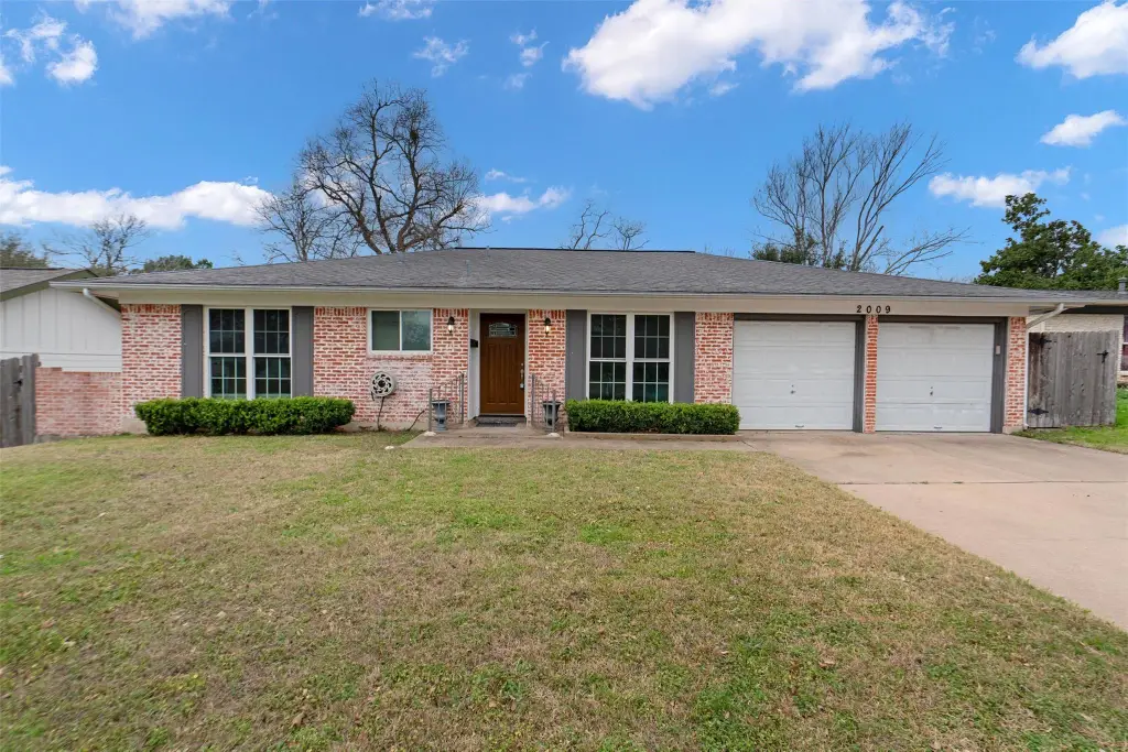 Ranch-Style 3-Bedroom Home with Covered Back Patio and Double Garage (1,300 Sq. Ft. Floor Plan)