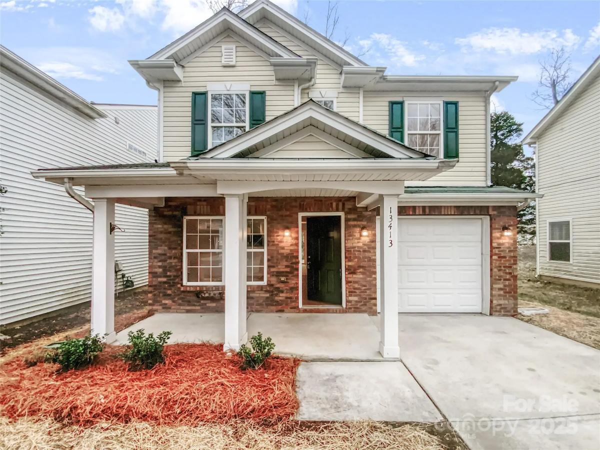 Traditional-Style 3-Bedroom Colonial Home with Front Porch and Single Attached Garage (1,327 Sq. Ft. Floor Plan)