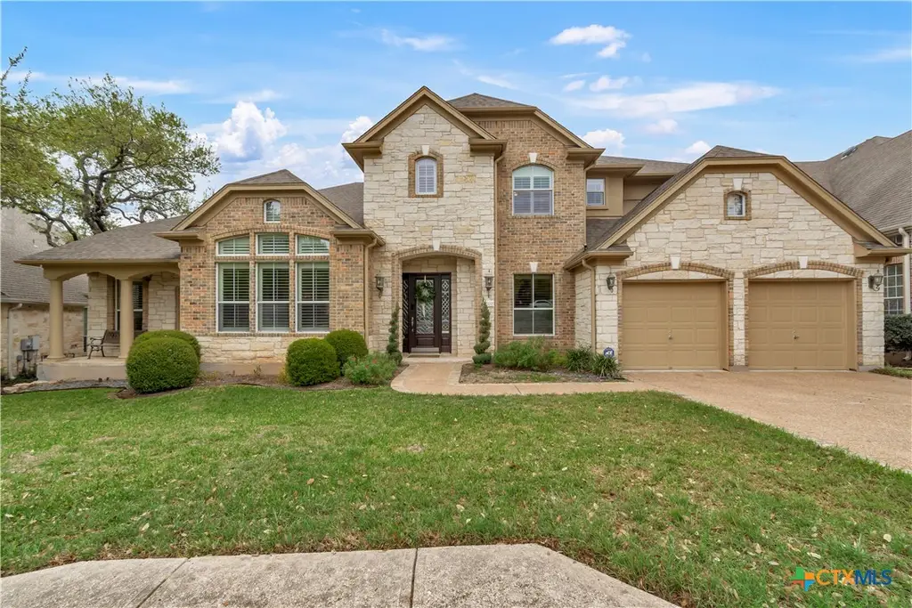 5-Bedroom Traditional-Style Home with Loft and Two-Level Deck (5,053 Sq. Ft. Floor Plan)