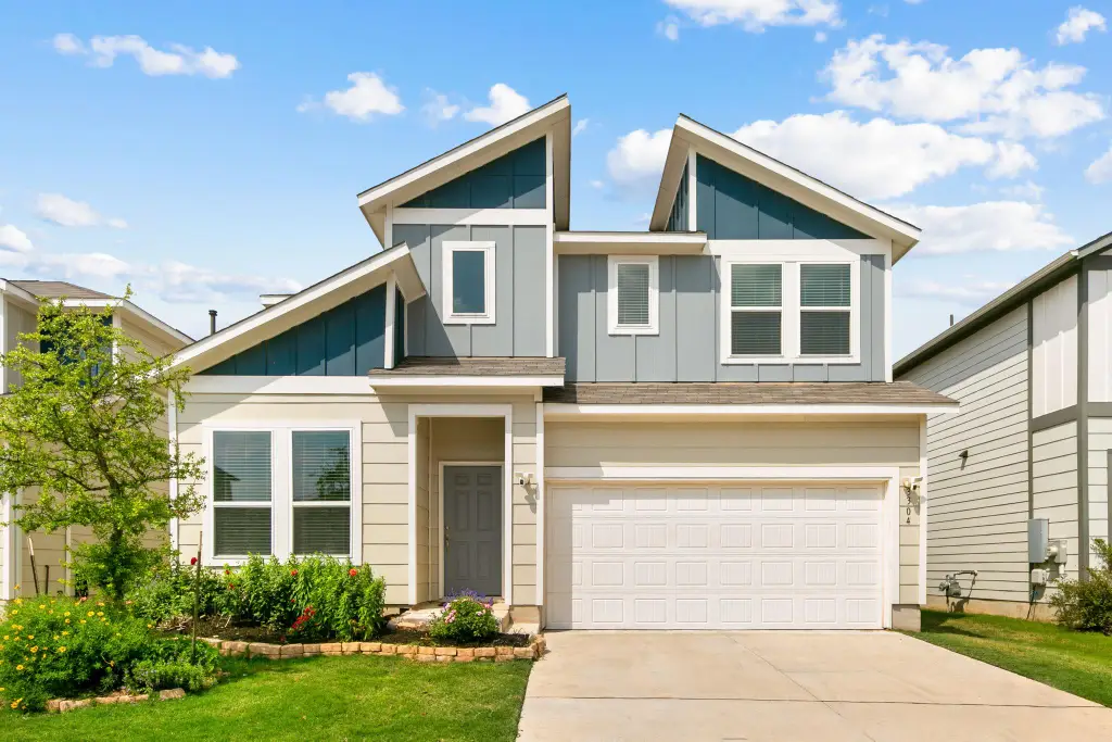 Contemporary Craftsman 5-Bedroom Home with Loft and Stone Back Patio (2,959 Sq. Ft. Floor Plan)