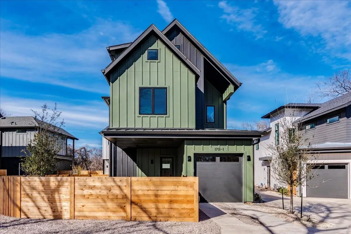 Modern Farmhouse 3-Bedroom Home with Loft and Open-Concept Layout (2,093 Sq. Ft. Floor Plan)