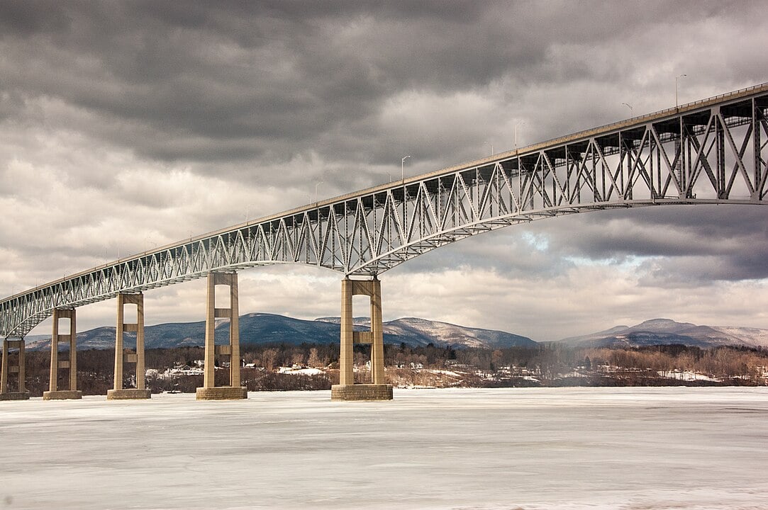 Rhinecliff Town Image