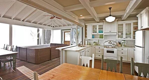 Craftsman Kitchen and Dining with a Unique Indoor-Outdoor Connection