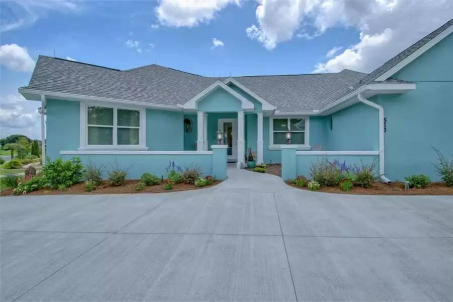 A Splash of Color: The House with Bold Blue Siding
