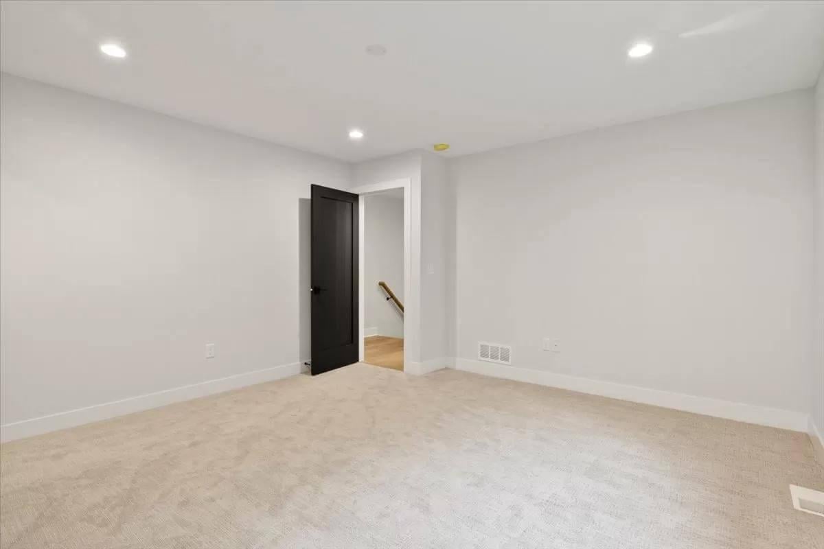 Understated Elegance in this Versatile Bonus Room