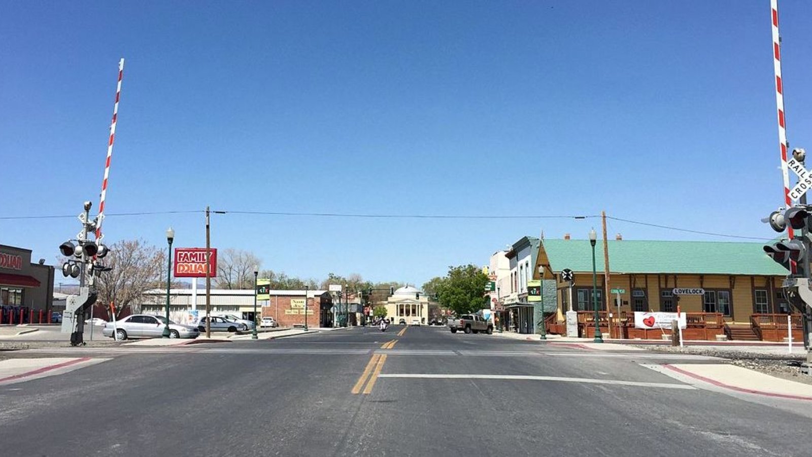 Lovelock Town Image