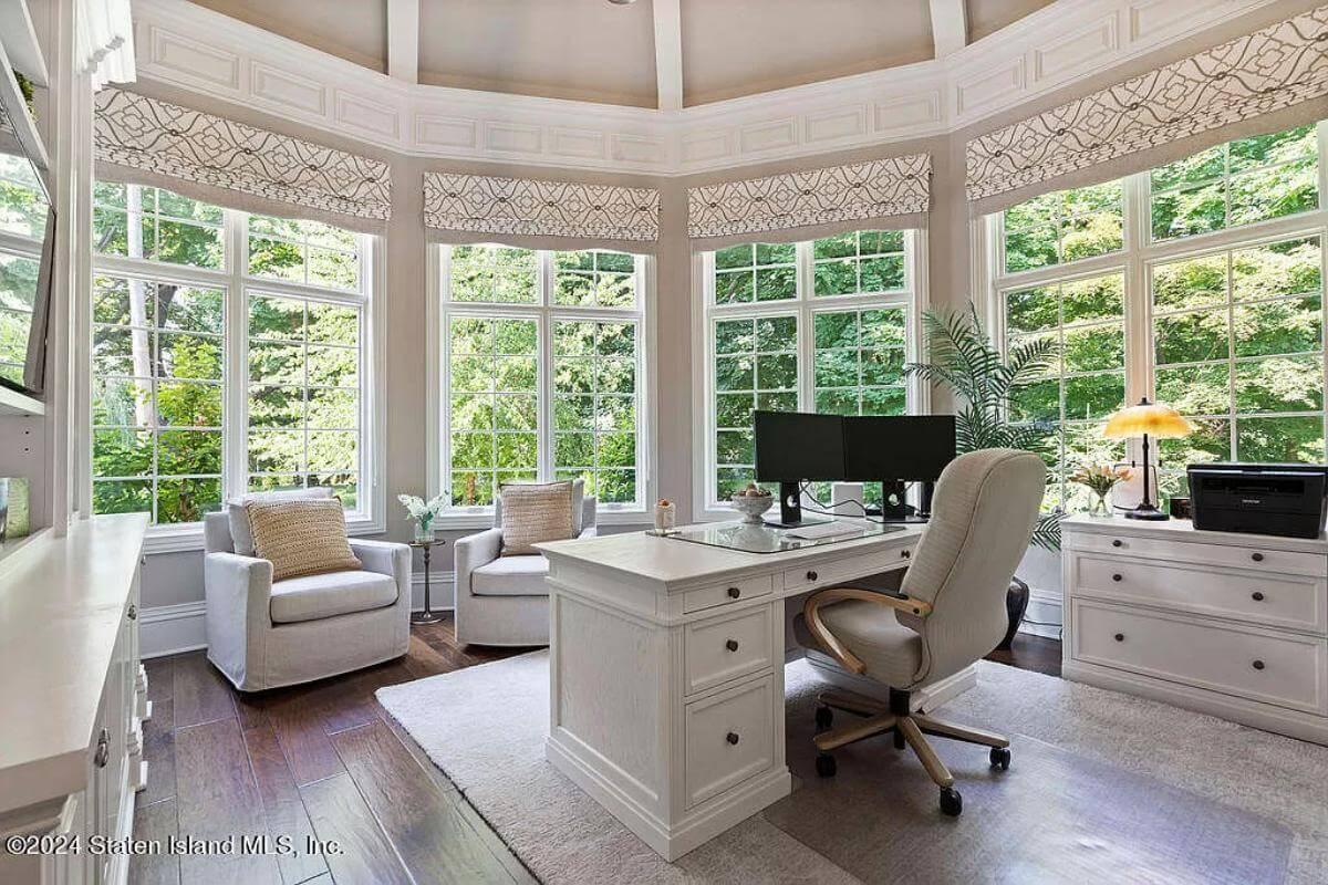 Check Out This Inviting Home Office with Panoramic Windows