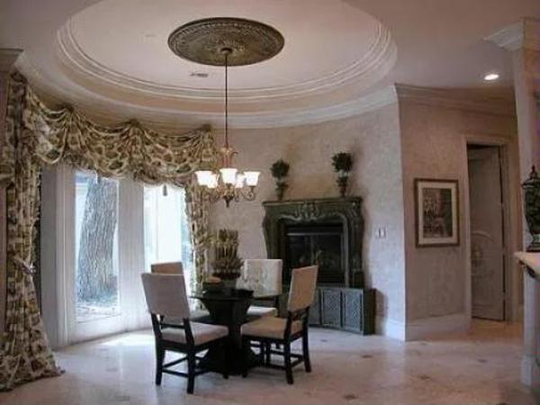 Enjoy the Intricate Ceiling Medallion in This Cozy Dining Alcove