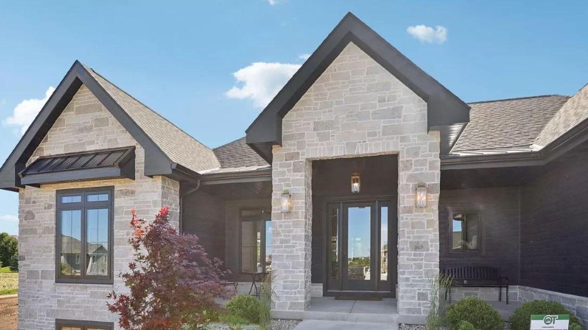 Wow, Look at the Elegant Gabled Entry Framing This Craftsman Facade