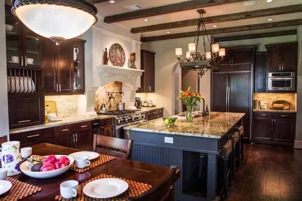 Explore This Kitchen