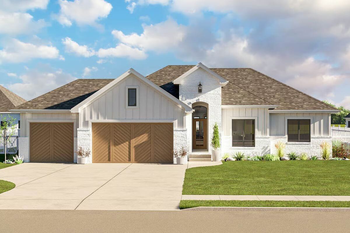 Traditional-Style 3-Bedroom Home with Open Living Space and Covered Patio (Floor Plan)