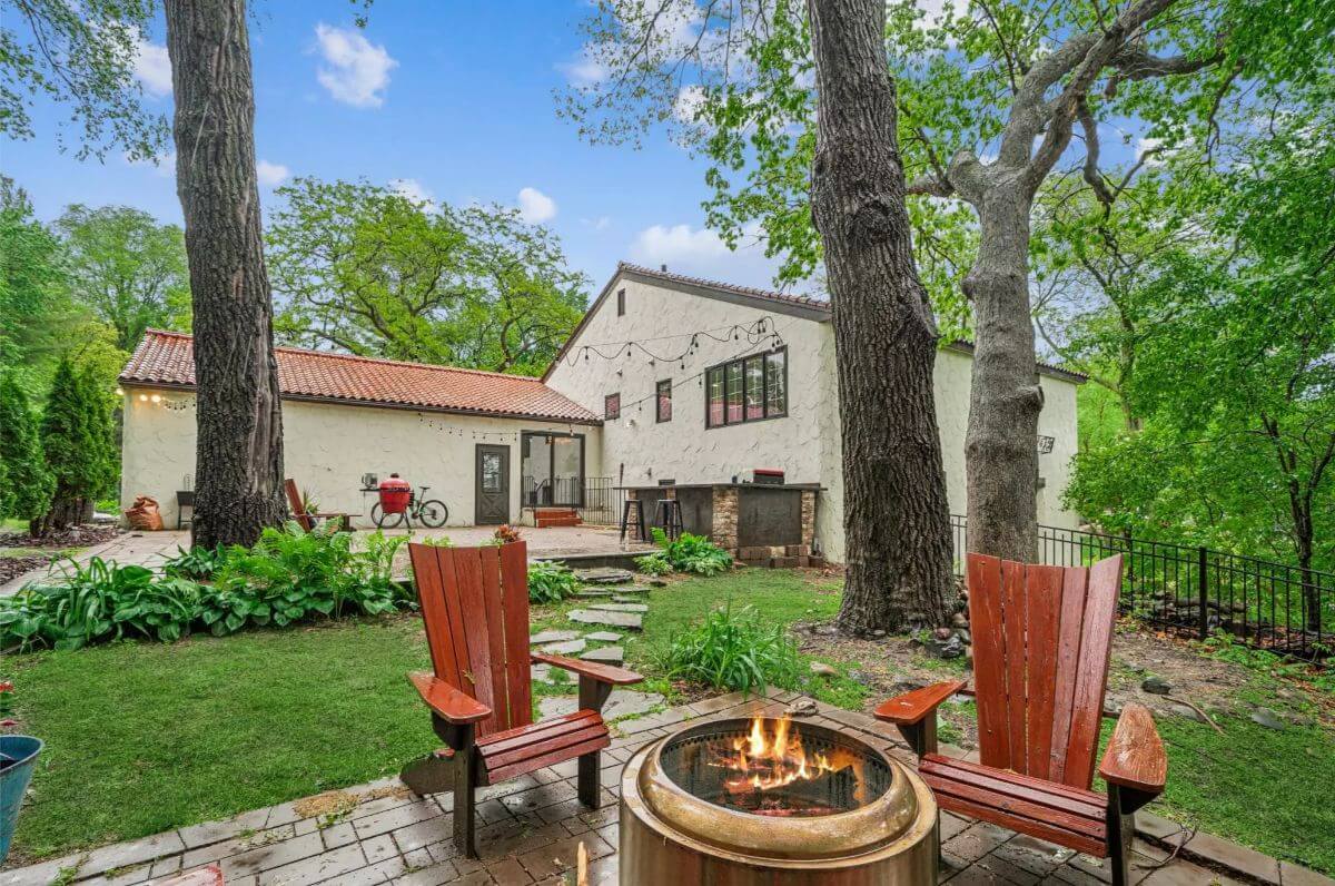 Fire Pit Seating