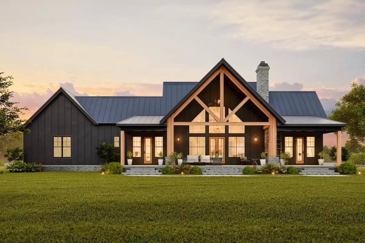 Explore the Bold Truss Design in This Modern Farmhouse Exterior