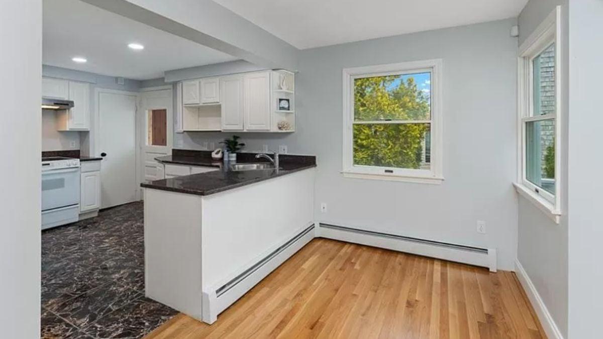 Enjoy the Functionality of This Kitchen