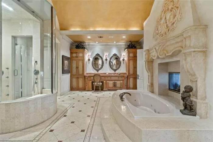 Luxurious Bathroom Retreat with Ornate Detailing