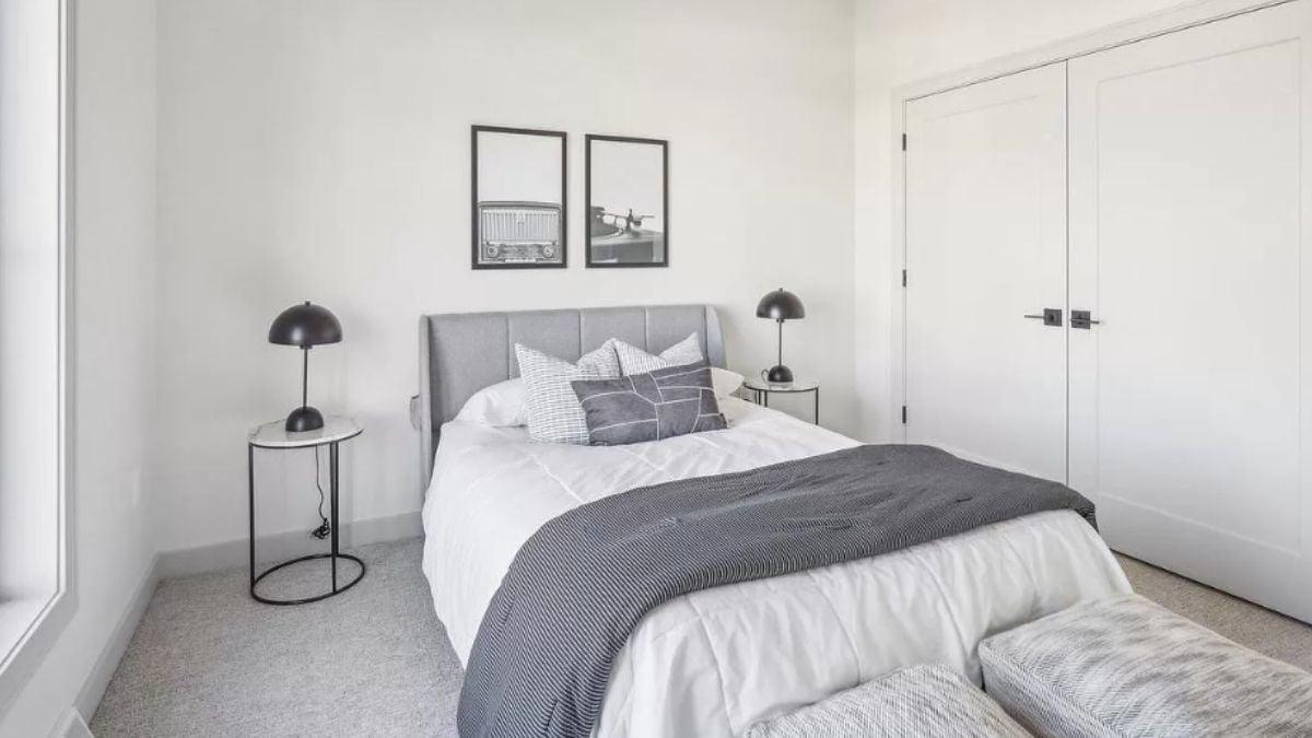 Simple Bedroom Retreat with Subtle Monochrome Accents