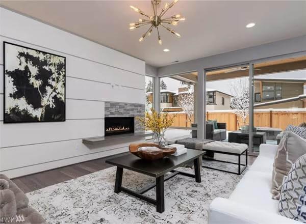 Stylish Living Room with Integrated Indoor-Outdoor Flow