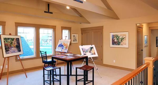 Creative Loft with Vaulted Ceilings and Art Studio Vibe