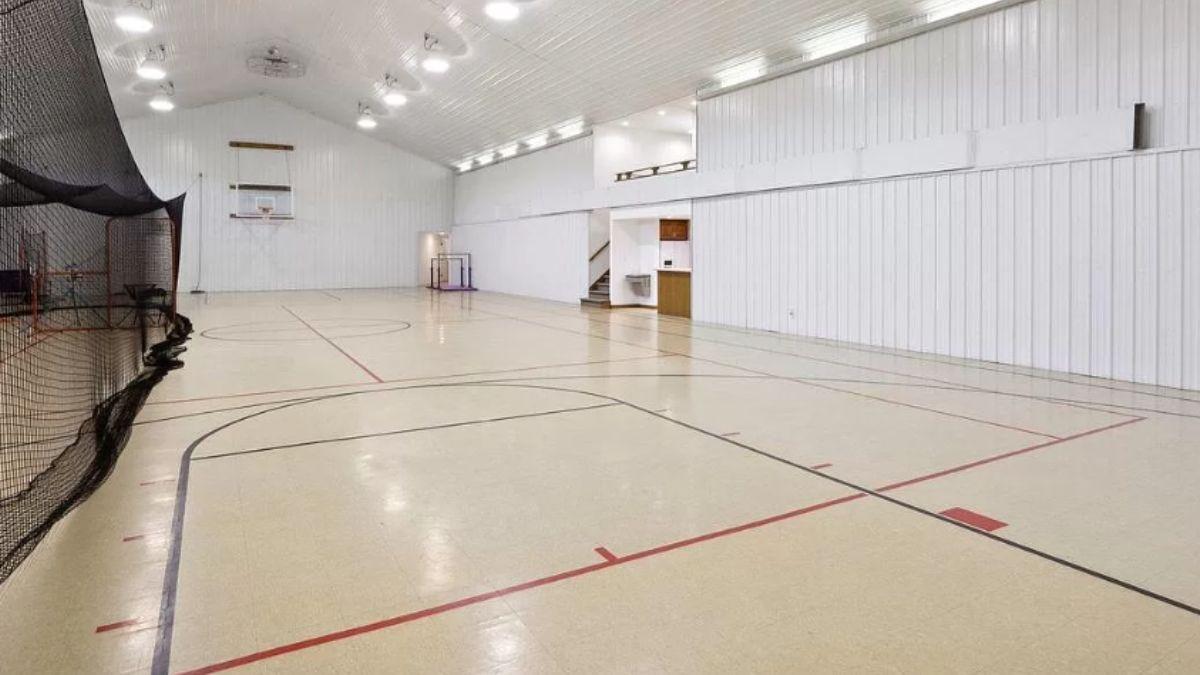 A Gymnasium with Ample Space and High Ceilings