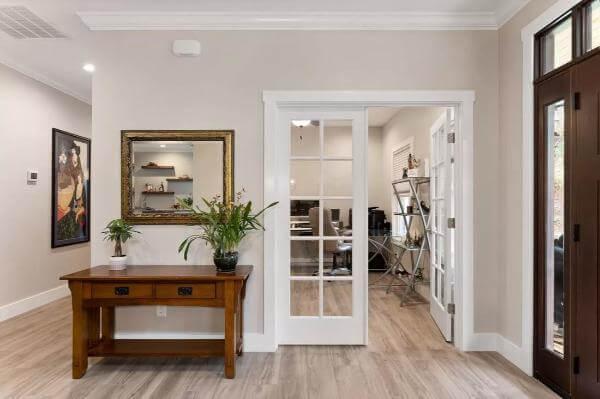 Check Out the Classic Elegance of This Home Office Entryway