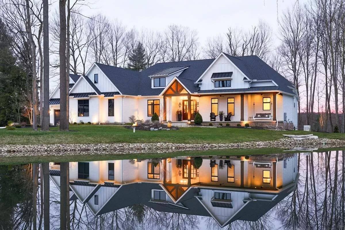 Take in the Tranquility of This Craftsman Haven by the Water