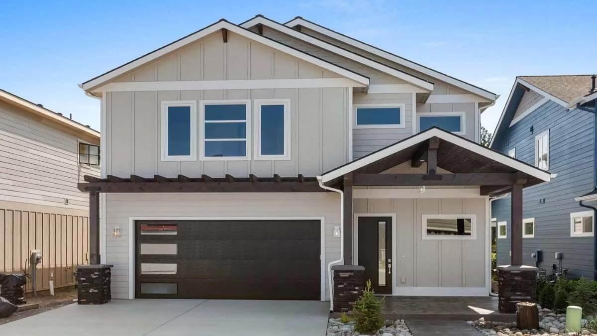 Craftsman Simplicity with a Striking Gabled Roof