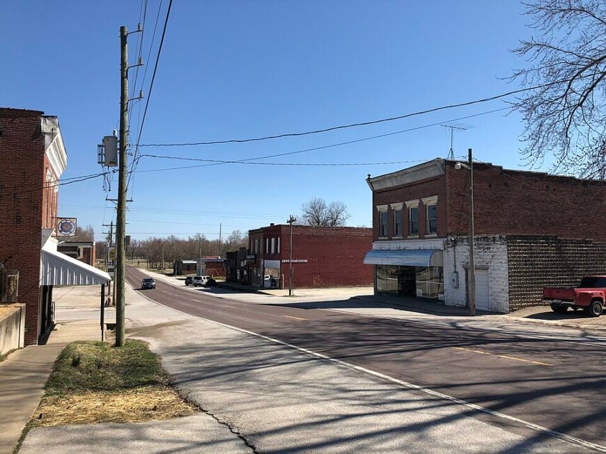 10 Secluded Towns in Missouriโs Wine Country