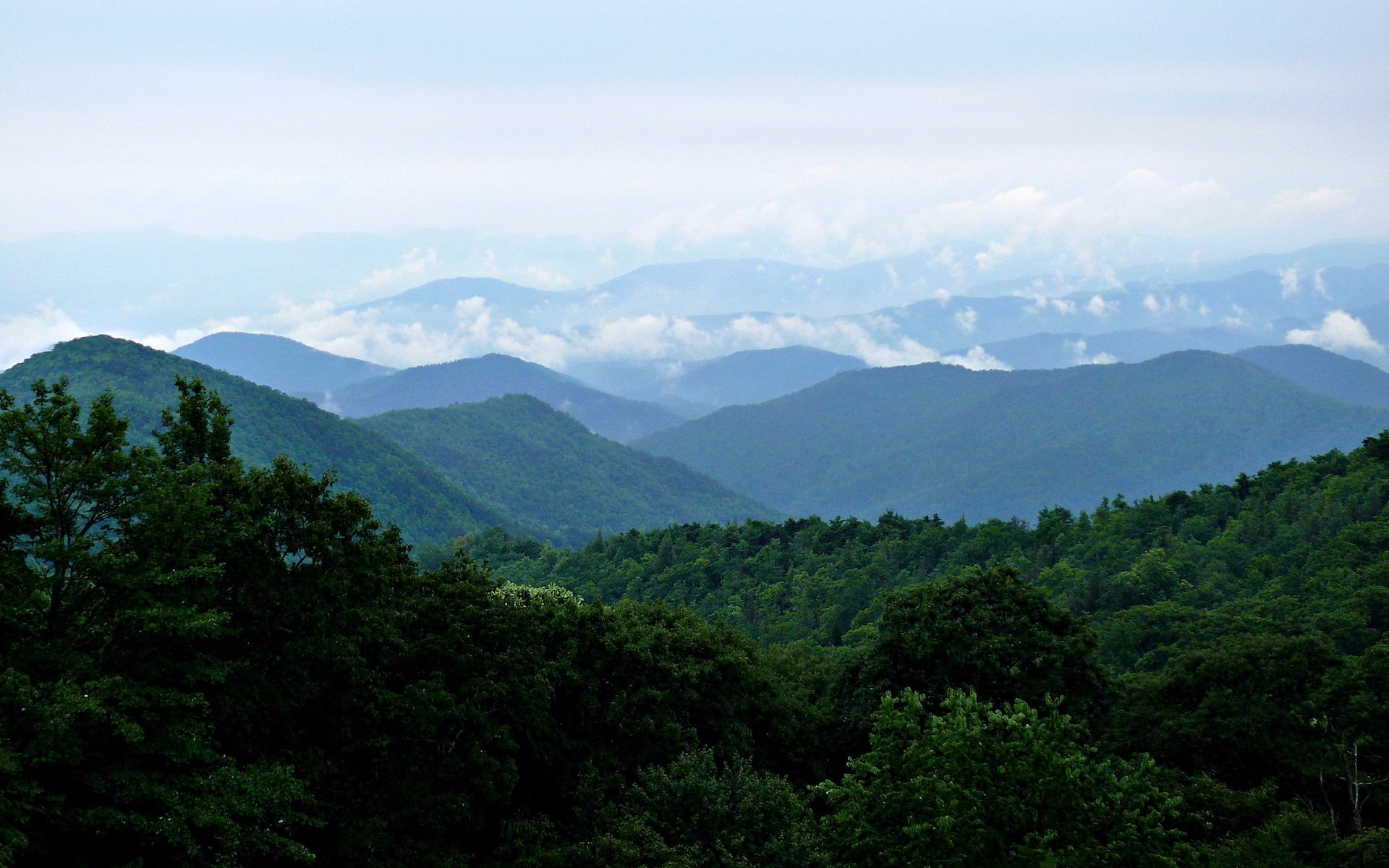 10 Secluded Towns Nestled in the Blue Ridge Mountain Range of the Appalachians in Northwest North Carolina
