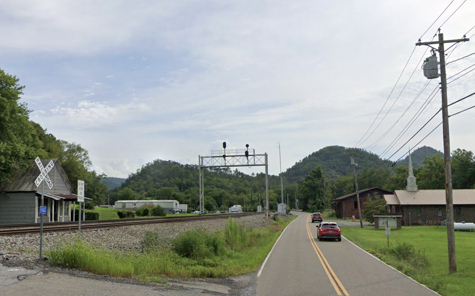 10 Secluded Towns Sequestered in the Rolling Hills of Eastern Tennessee ...